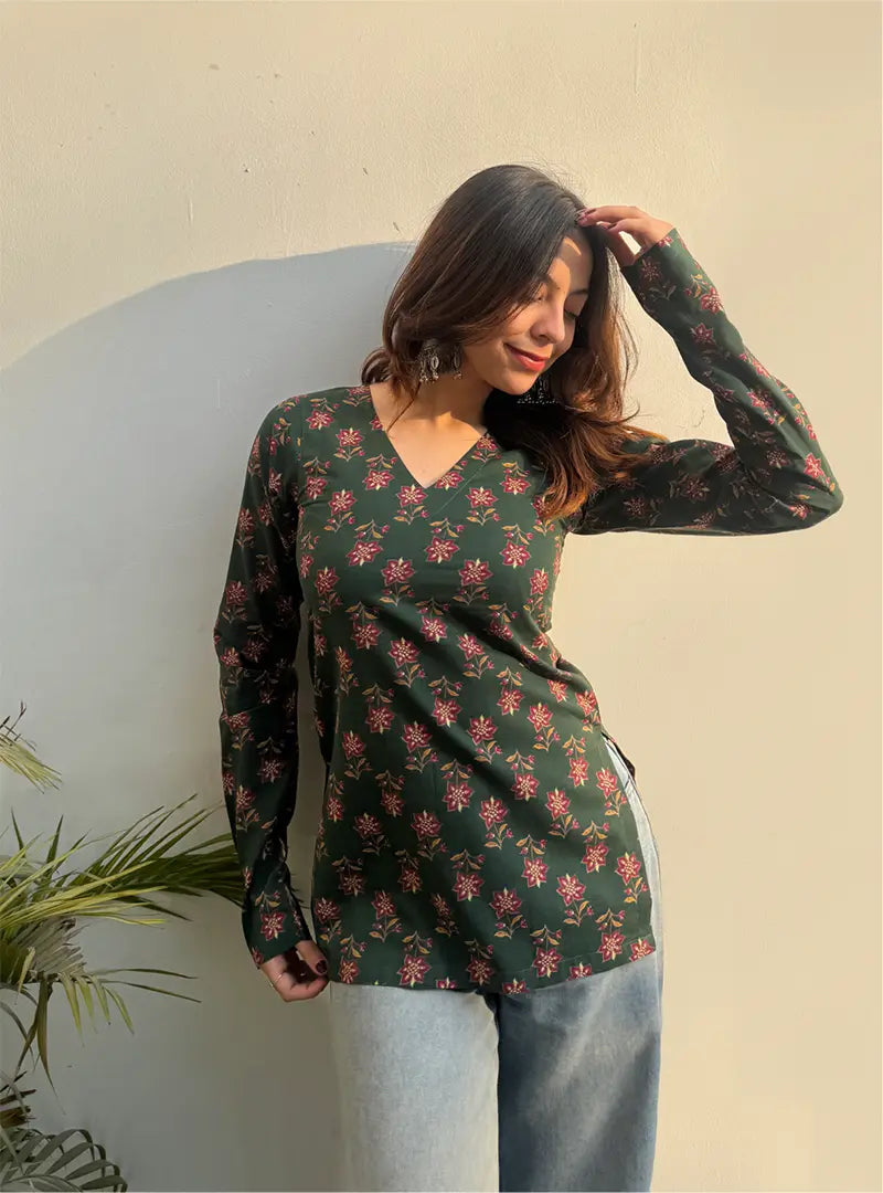 Bestselling V Neck Full Sleevs Kurti