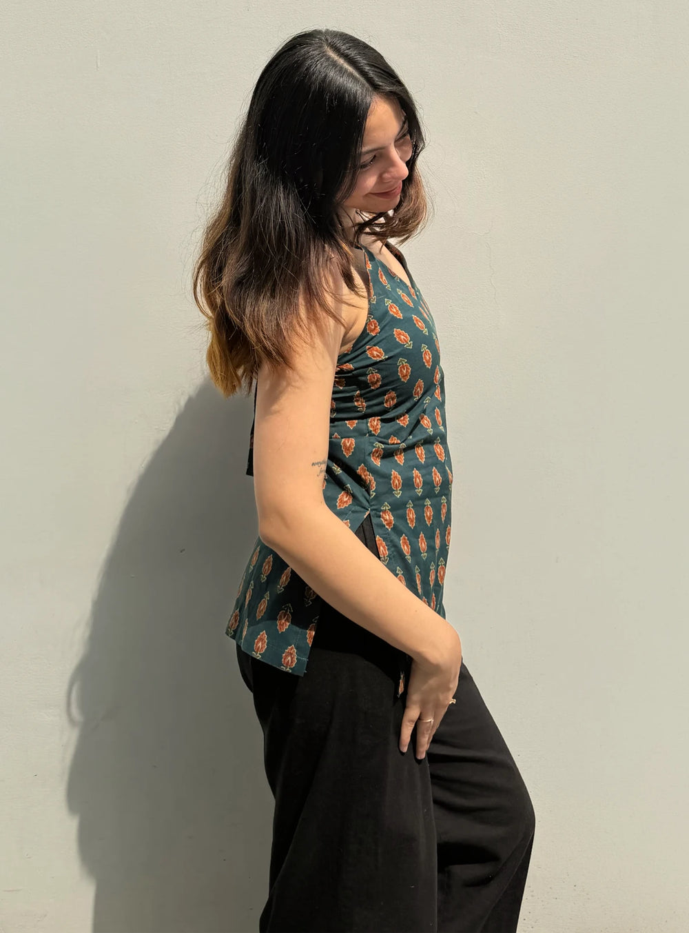 Classy Halter Neck Sleevless Kurti