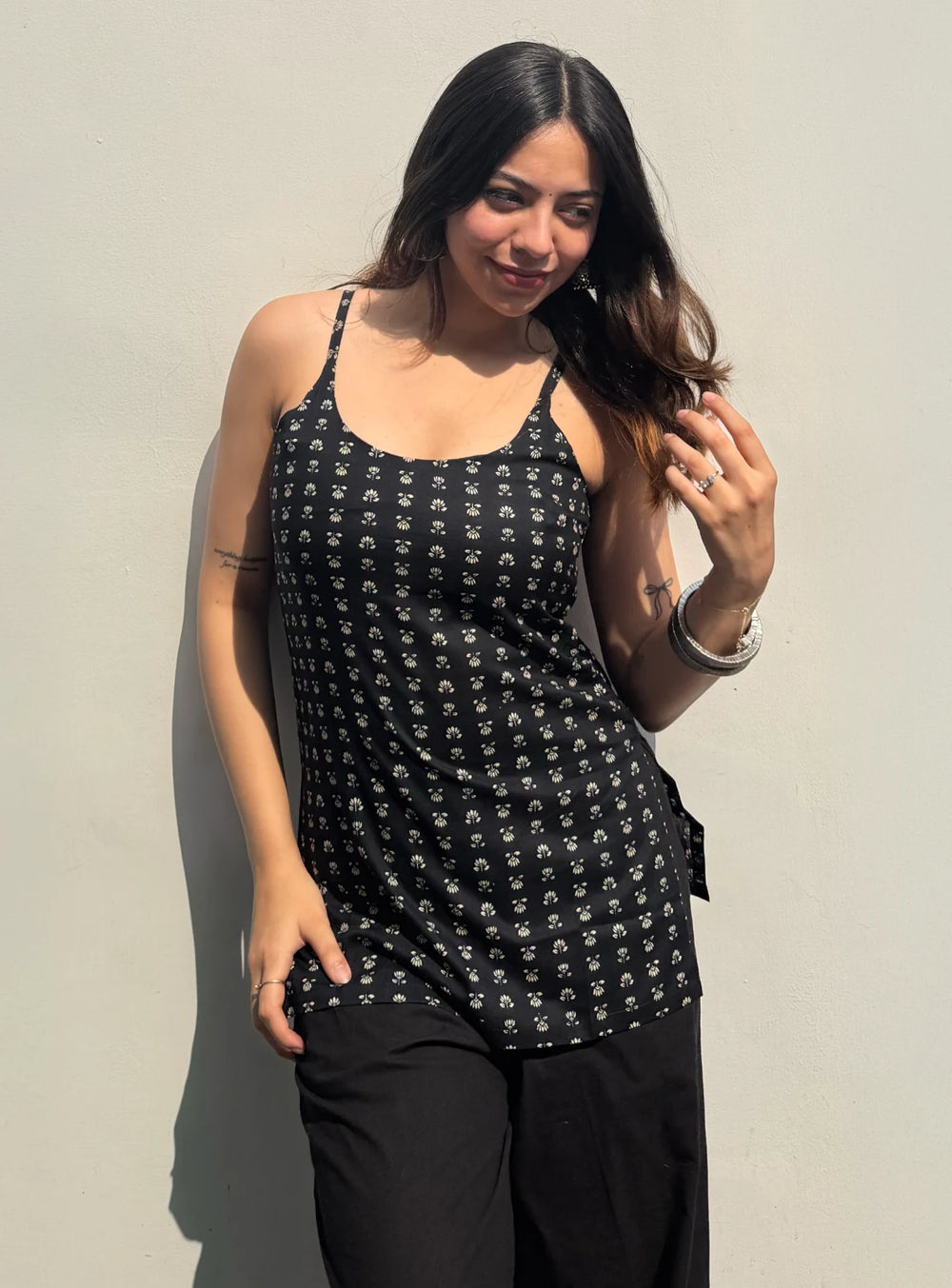 Bestselling Sleevless Kurti
