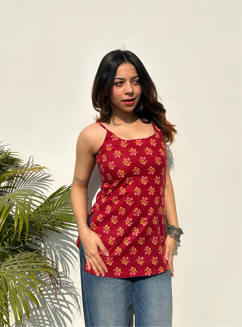 Bestselling Sleevless Kurti