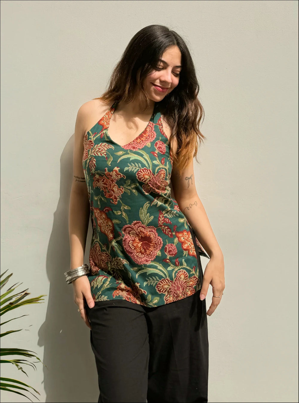 Bestselling Halter Neck Sleevless Kurti