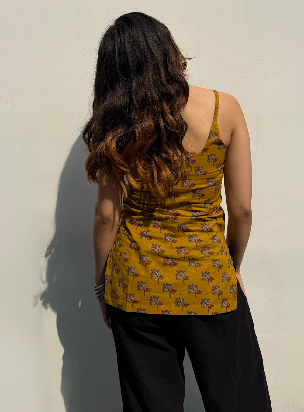 Beutiful Sleevless Kurti